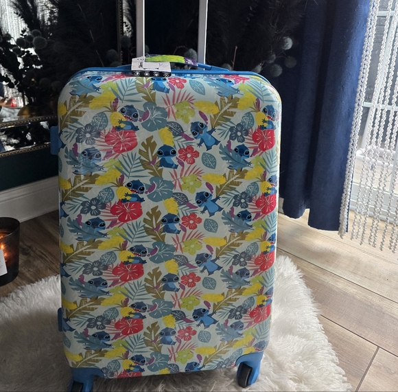 Disney's Lilo & Stich 1-Piece Hardside Spinner Luggage24inch /medium chacked